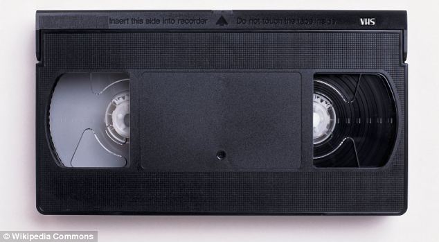 VHS-mód a YouTube-on!