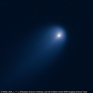 Az ISON üstökös képe a Hubble űrteleszkópon át.