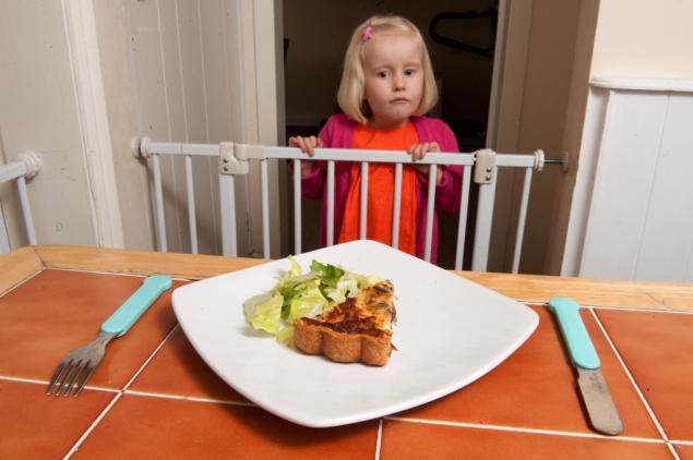 Képtelen abbahagyni az evést az ötéves kislány
