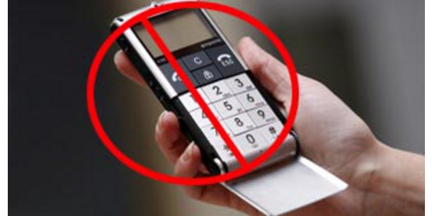 Nem lehet mobiltelefont használni osztrák iskolákban