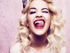 Madonnát Rita Ora reklámozza +képek!
