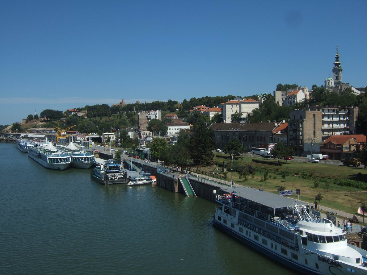 Folyami kalózok megtámadtak egy horvát hajót Szerbiában