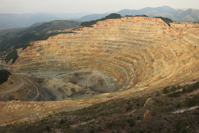 RMDSZ-képviselő: szakértői döntés született Romániában a verespataki aranybánya megnyitásának engedélyezéséről