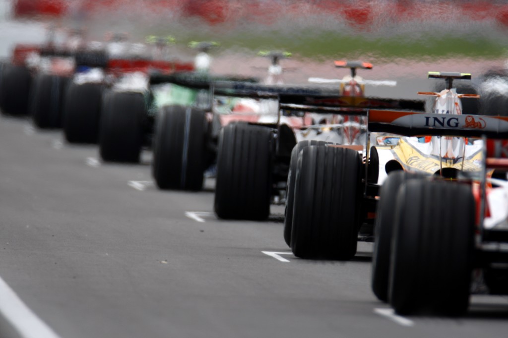 Szingapúri Nagydíj - Vettelé a pole pozíció