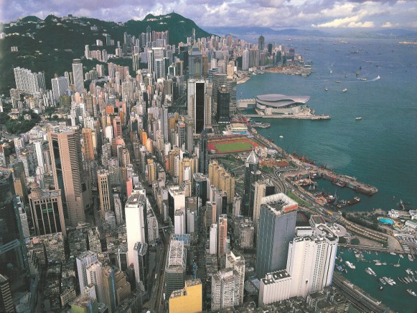 A hongkongi törvényhozás elutasította a választási reformot
