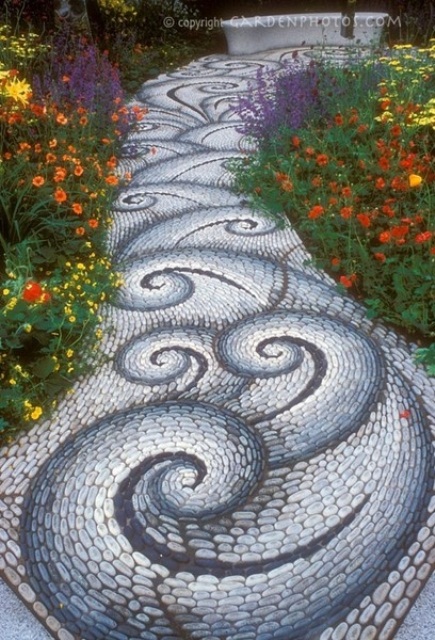 amazing-pebble-garden-paths-26