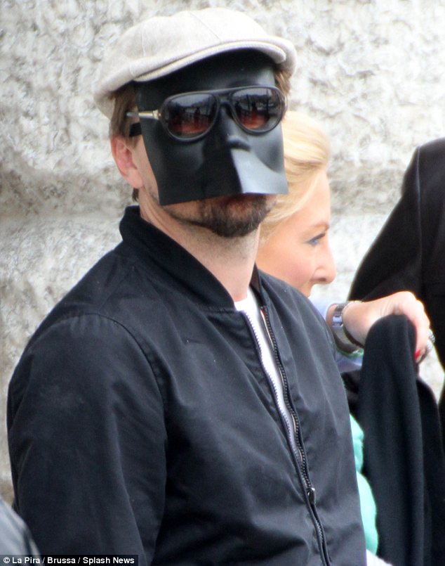 Leonardo DiCaprio tökéletesen álcázta magát Velencében 