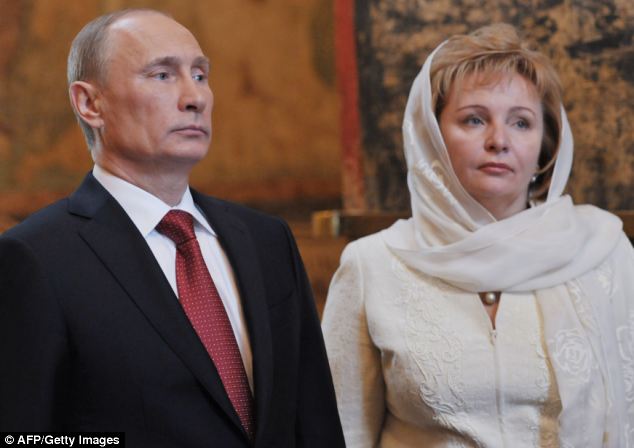 Putyin és felesége útjai különválnak 