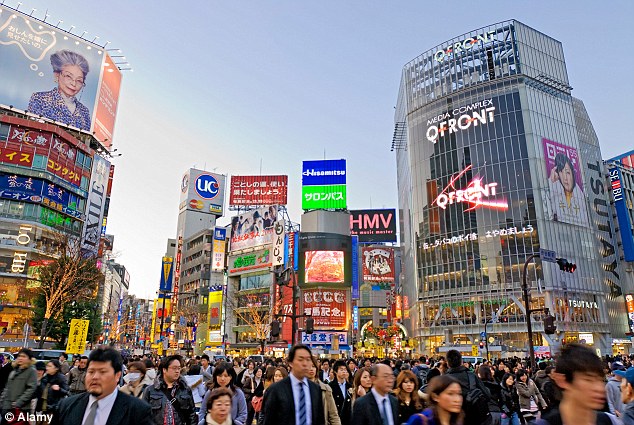 article-2349873-1A8A84FF000005DC-370_634x425