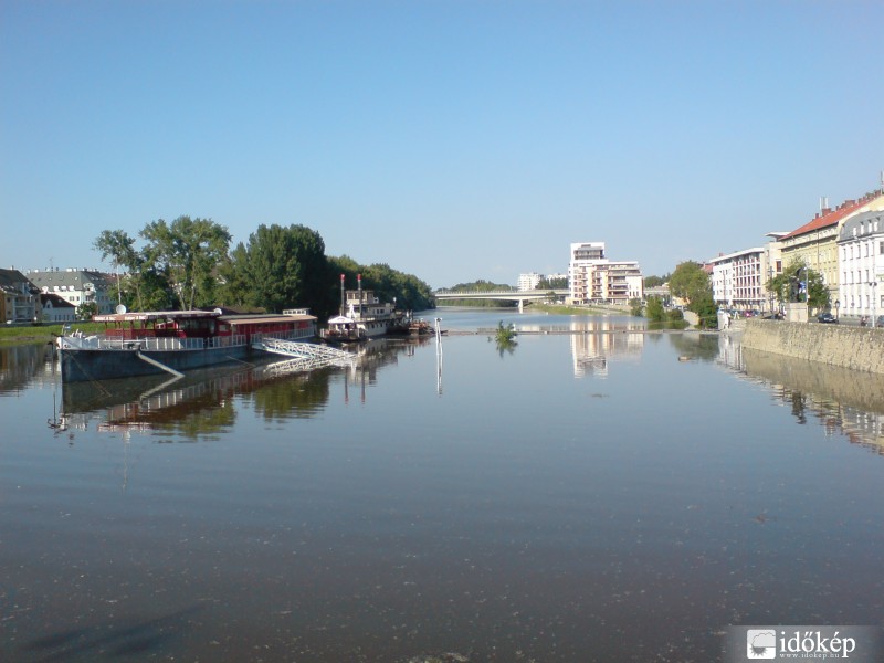 Dunai áradás webkamerákról!