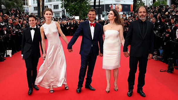 Cannes - Nem szelfizhetnek többet a sztárok a vörös szőnyegen