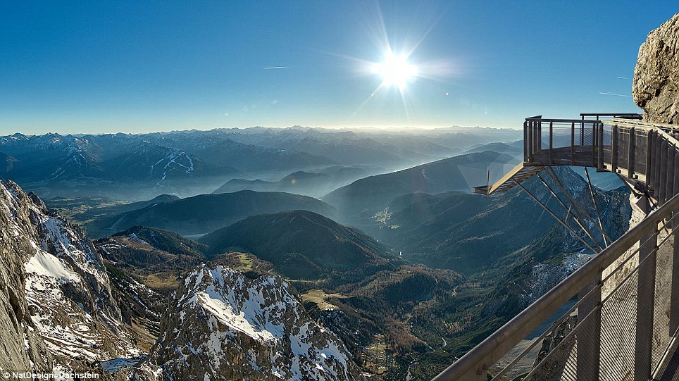 Lépcső a semmibe - megnyílt a legmagasabb híd Ausztriában