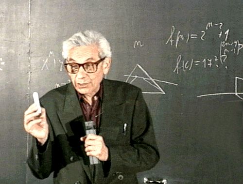 Megkezdődött az Erdős Pál matematikus emlékére rendezett konferencia