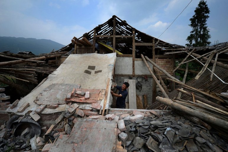 Földrengés a kínai Kanszu tartományban, halottak