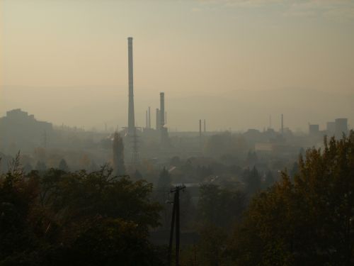Szálló por - Egészségtelen a levegő Miskolcon és Sajószentpéteren