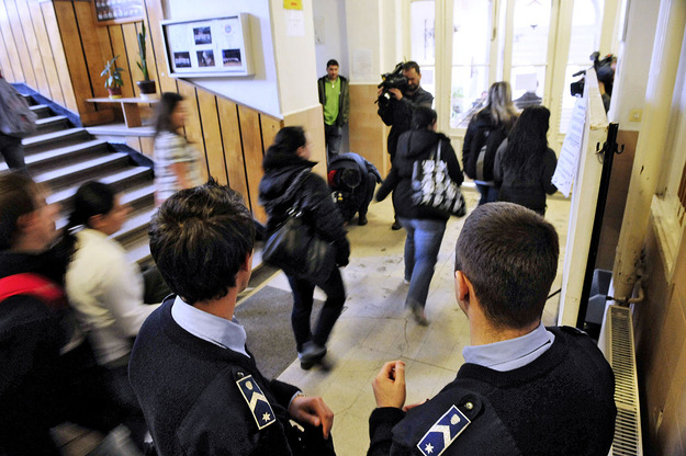 TASZ: nincs helye rendőröknek az iskolában