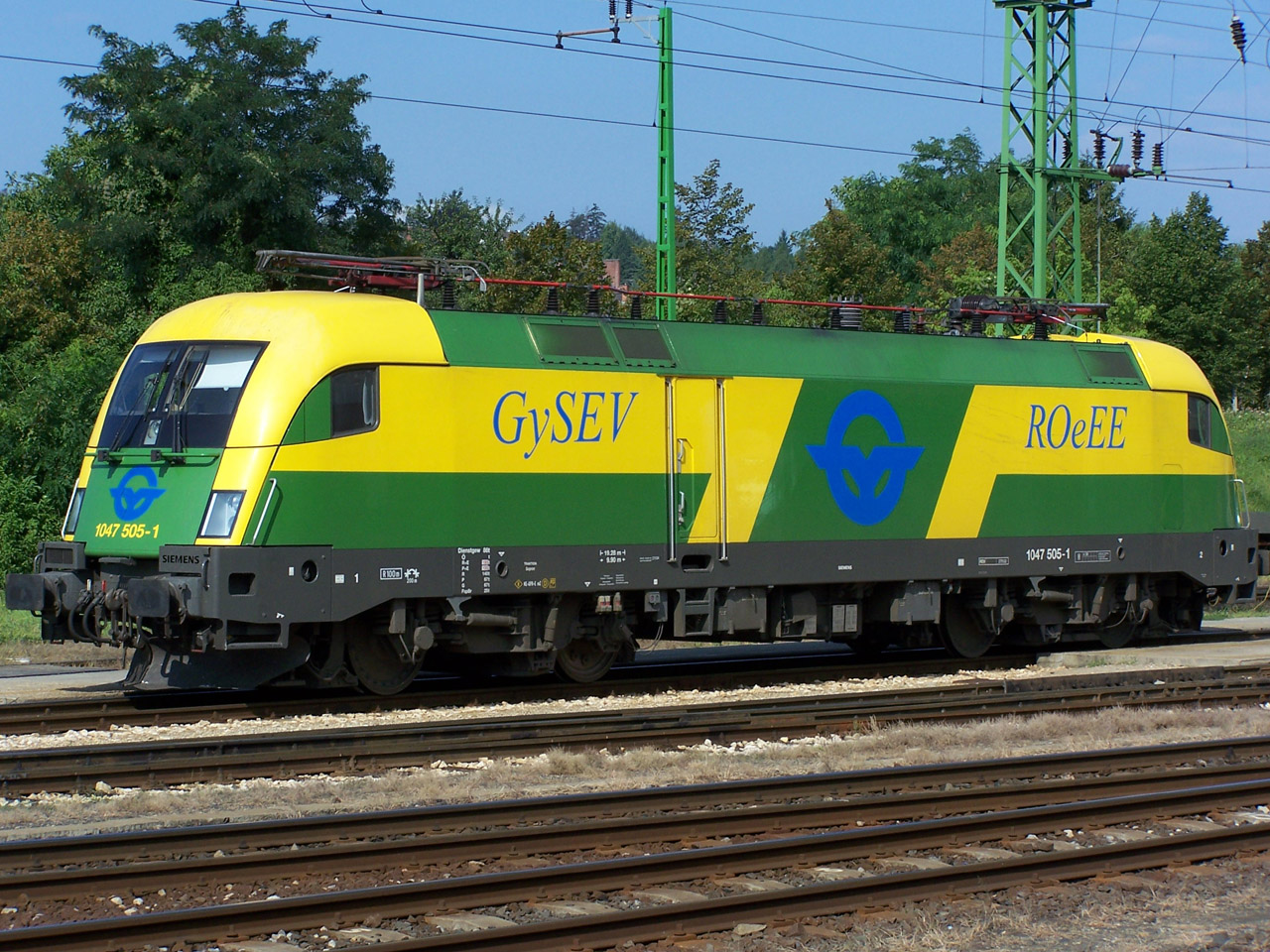 Kéttucat vasúti átjáró biztonságát javította a GYSEV
