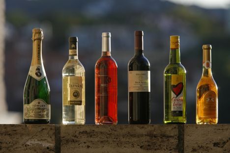 Magyar borokat kínál rendezvényein a soros litván EU elnökség