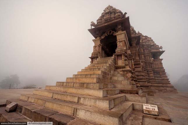 Khajuraho templomok, ahol a Káma–szútra valósággá válik