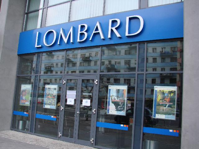 Bírósági eljárás miatt nem fizet a Lombard a casco biztosítások után