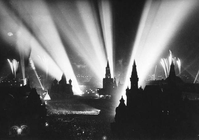 Vörös tér 1945