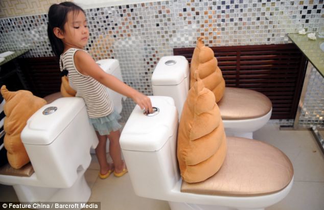 WC kinézetű étterem nyílt Kínában