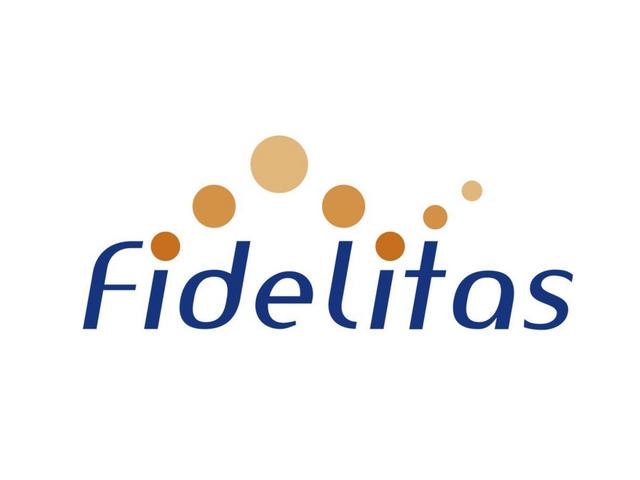Fidelitas: nincs szükség arra, hogy korlátozzák a fiatalok öltözködését és szabadságát
