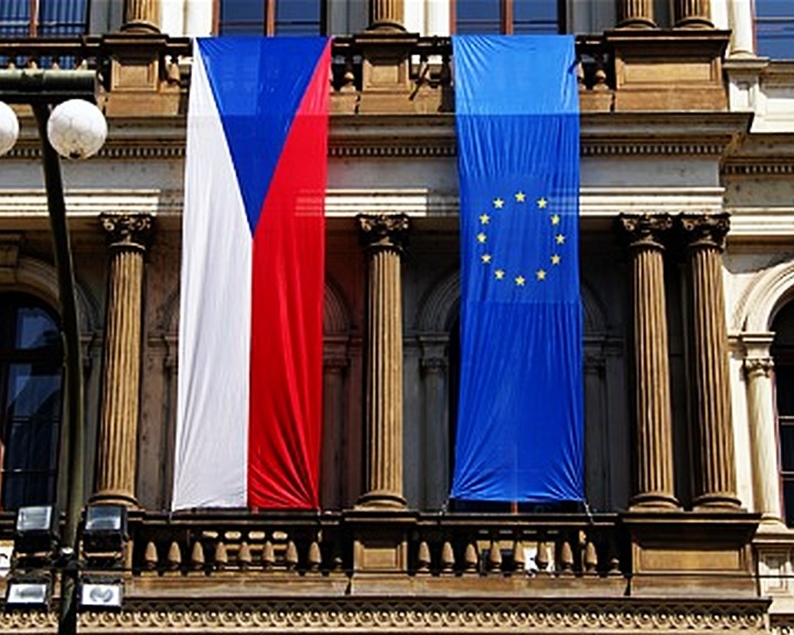 Csehország kilépését javasolja az EU-ból Klaus új könyvében