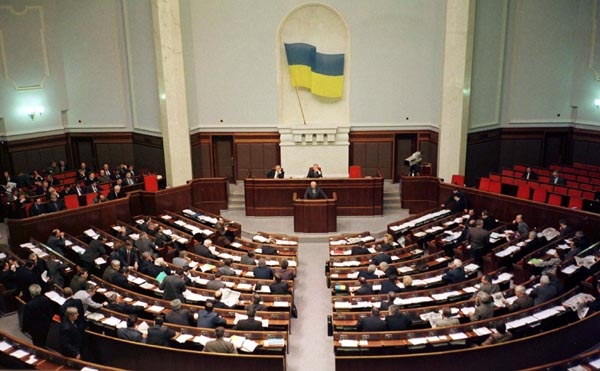 Kvótával növelnék a női képviselők számát az ukrán parlamentben