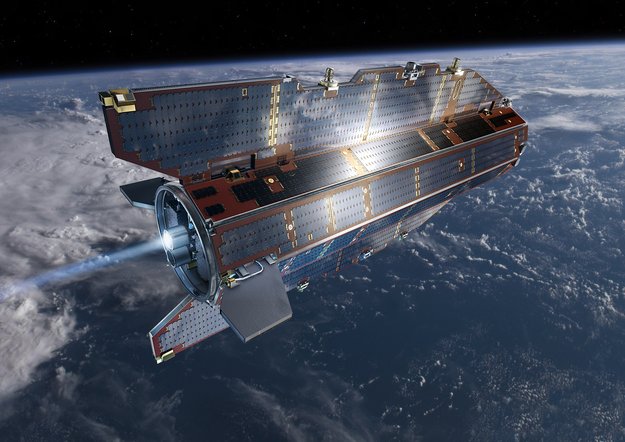 Egy tonnás műhold zuhan le a Földre nemsokára