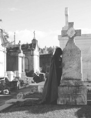 alyne-pustanio-cemetery
