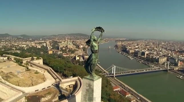 Fantasztikus légi felvétel szeretett Budapestünkről - videó