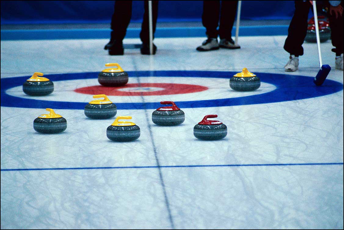 Címvédések a curling ob-n