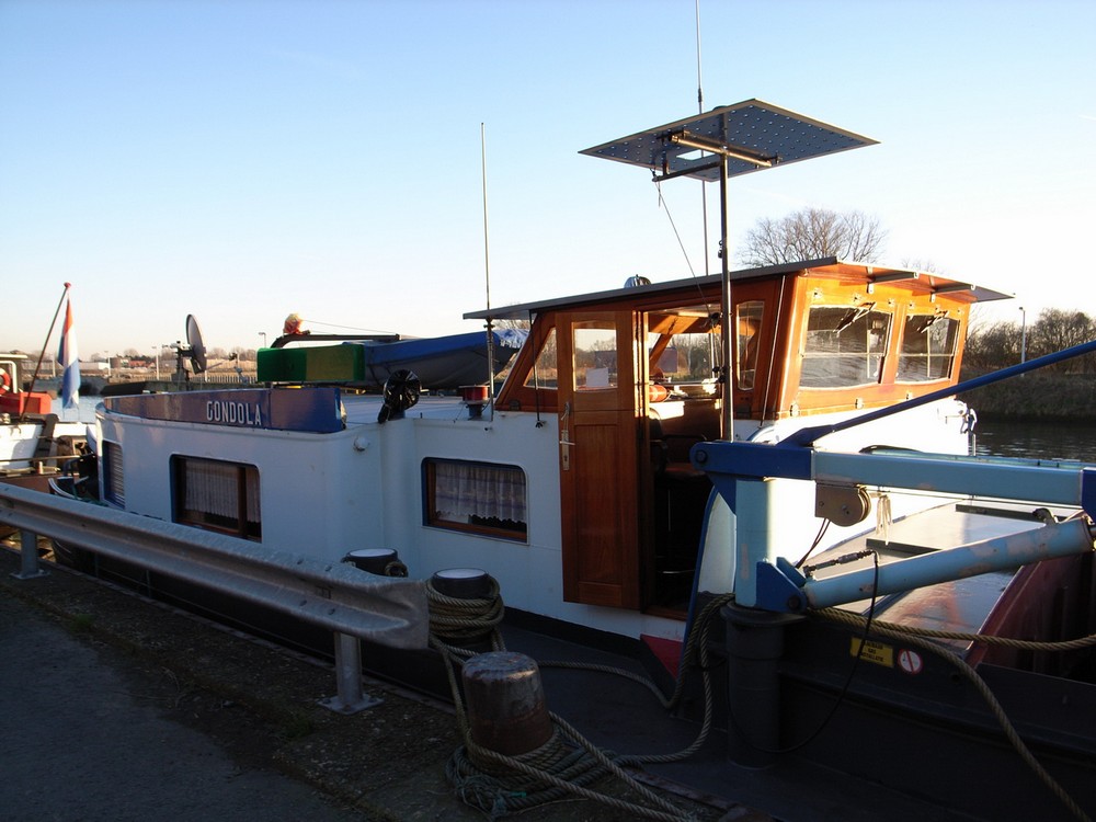 project-boat-living-space-18 (1)