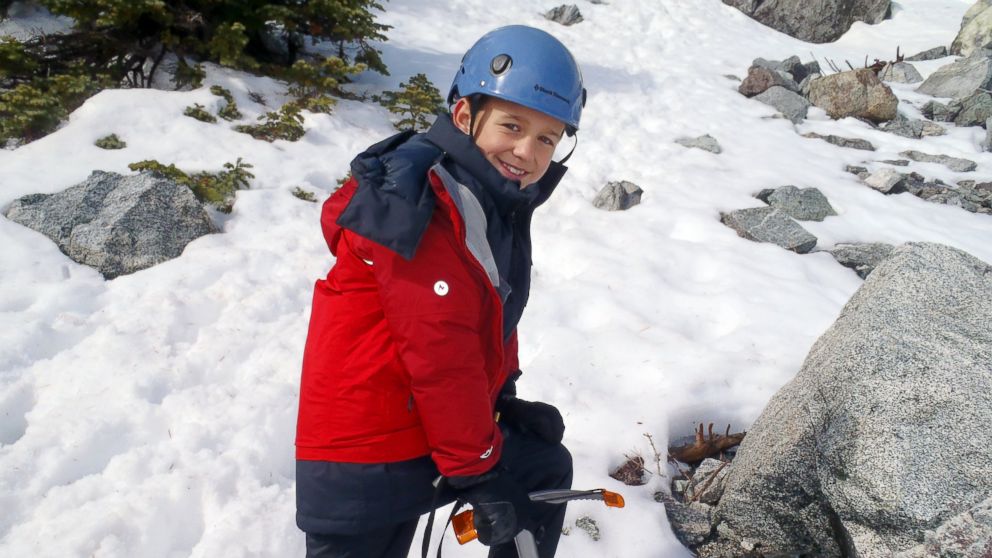 Kilencévesen mászta meg a 6962 méter magas csúcsot Tyler Armstrong!