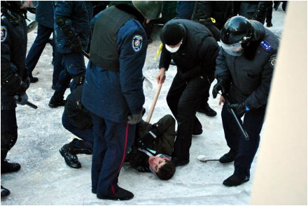 Ultimátumot kaptak a kijevi tüntetők