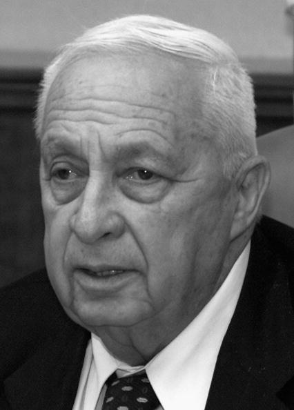 Eltemették Ariel Saron volt izraeli miniszterelnököt