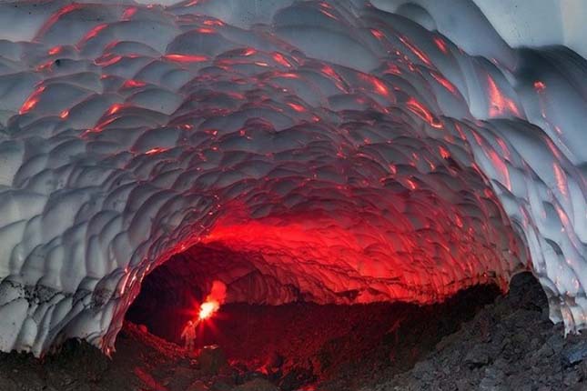 A világ öt leggyönyörűbb jégbarlangja