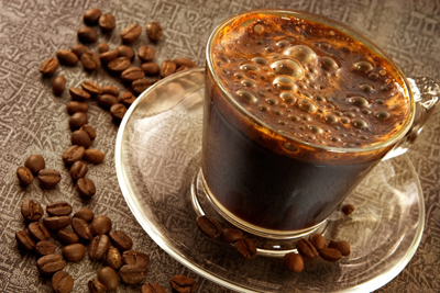 Nézz a kávéscsészéd mélyére- érdekességek a koffeinről
