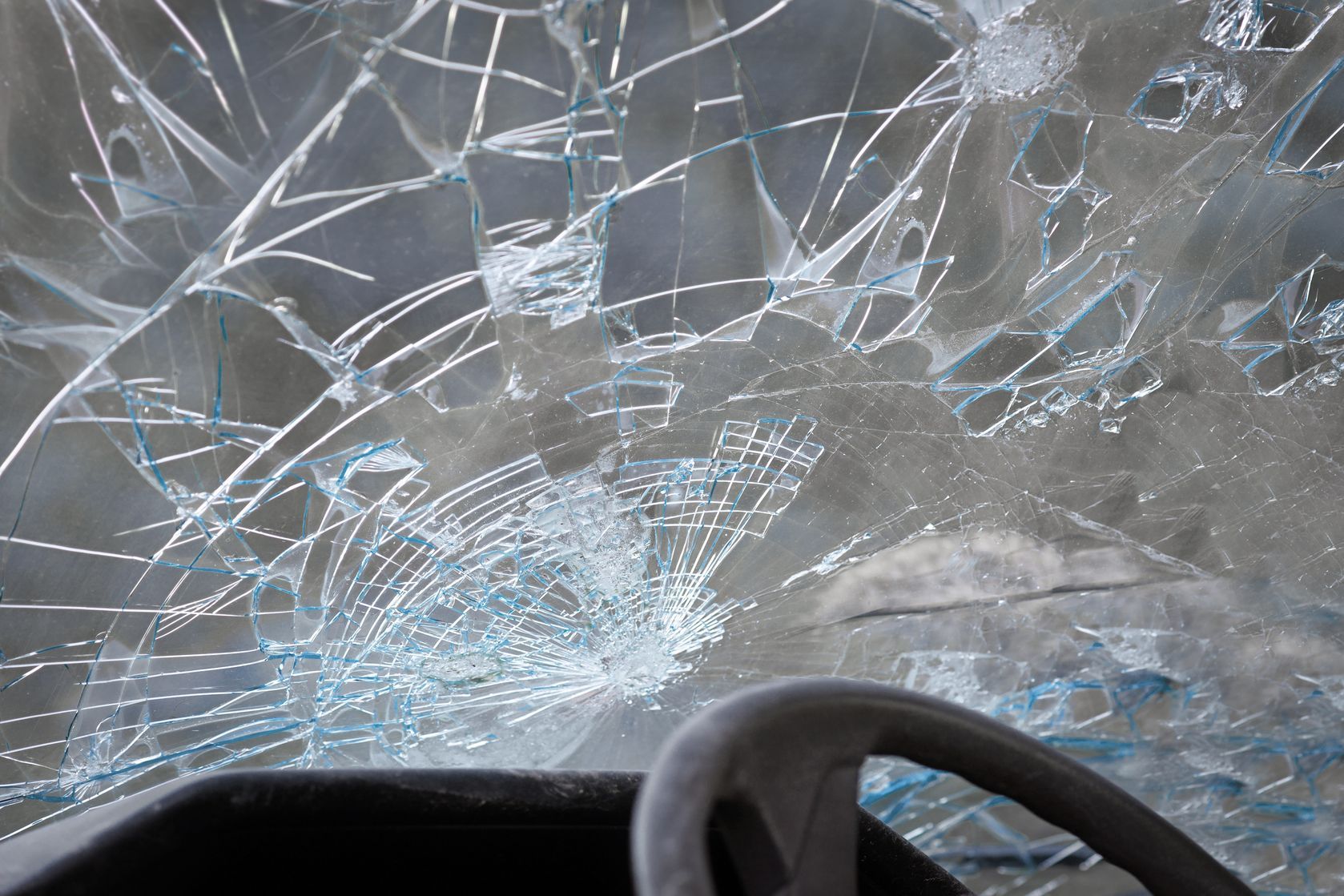 Sok baleset történt a jeges utakon Fejér megyében