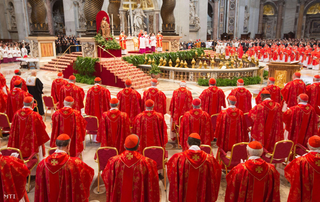Ferenc pápa új bíborosokat kreál