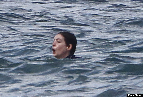 Anne Hathaway & Adam Shulman Enjoy The Beach In Hawaii