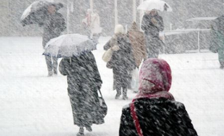Havazás - Több mint 300 települést vágott el a külvilágtól Romániában a hófúvás
