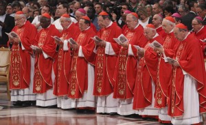 POPE CELEBRATES PENTECOST MASS AT VATICAN