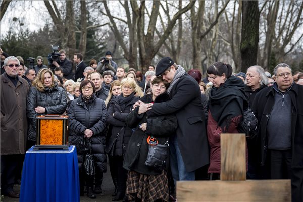 Végső búcsút vettek Jancsó Miklóstól