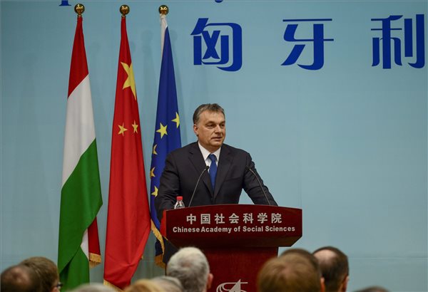 Orbán Pekingben - Hszi Csin-ping: Kína kész az együttműködés fokozására