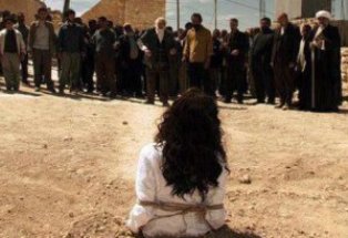 Facebook használatért kövezték halálra a szír lányt