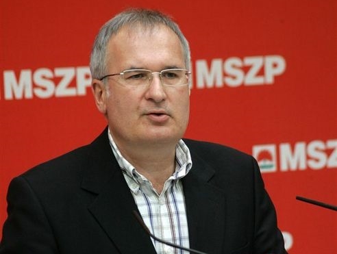  Simon-ügy - Gyanúsítottként hallgatták ki a volt MSZP-s országgyűlési képviselőt
