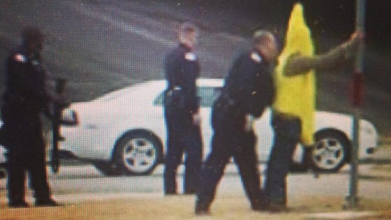 Texas: mit keresett egy férfi banánjelmezben és egy Kalasnyikovval a kezében a nyílt utcán? Nem fogja elhinni! - fotó