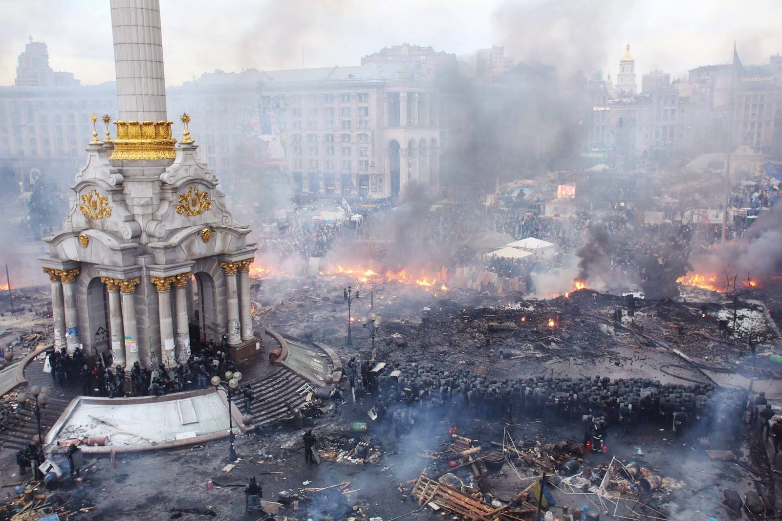 Ukrán válság - Tihipko: teljesen kicsúszott a helyzet az ellenőrzés alól